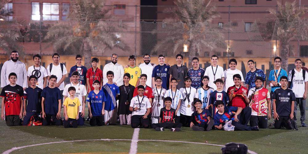 بمشاركة ما يقارب من 2000 طالب وطالبة ينظم القطاع الطلابي أنشطة الفصل الأول من 2022/2023